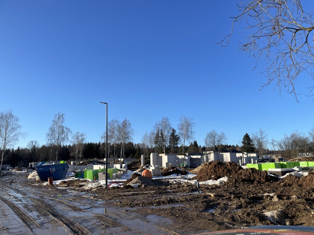 ROOTHAUS (Šermuonėlių g. 1, 2, 3, 4, 5, 6 - 19) - Privātmāju kopienas - būvdarbu attēli