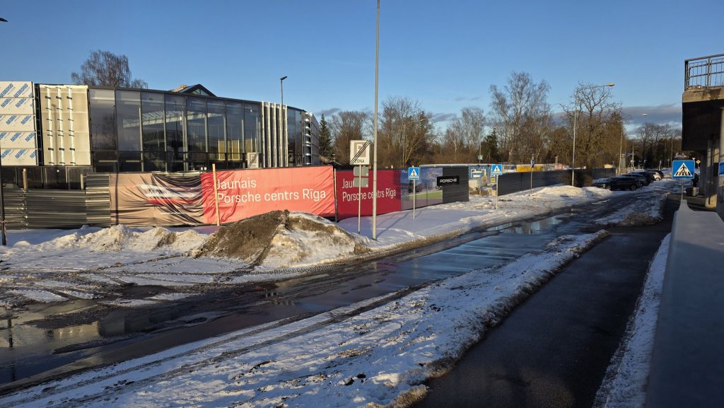 Autobrava dīlercentrs - Porsche autosalons (Kārļa Ulmaņa gatve 96) - Showroom / Service center - construction photos
