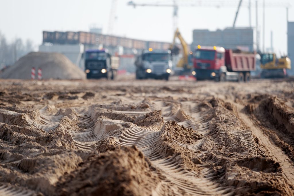 Rīgas lidostas 4. perona pārbūve (Ziemeļu iela 20) - Paslaugų terminalas - statybų nuotraukos