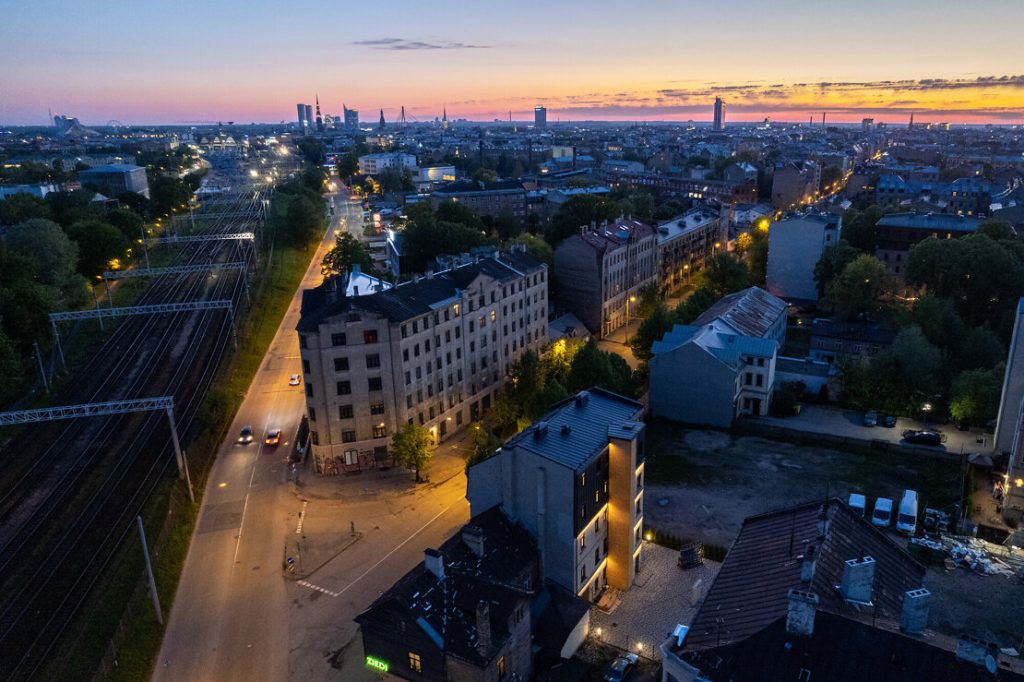 Ģertrūdes Avoti - Ģertrūdes iela 133 - Fasādes māja (Ģertrūdes iela 133) - Korterelamu - ehituse fotod