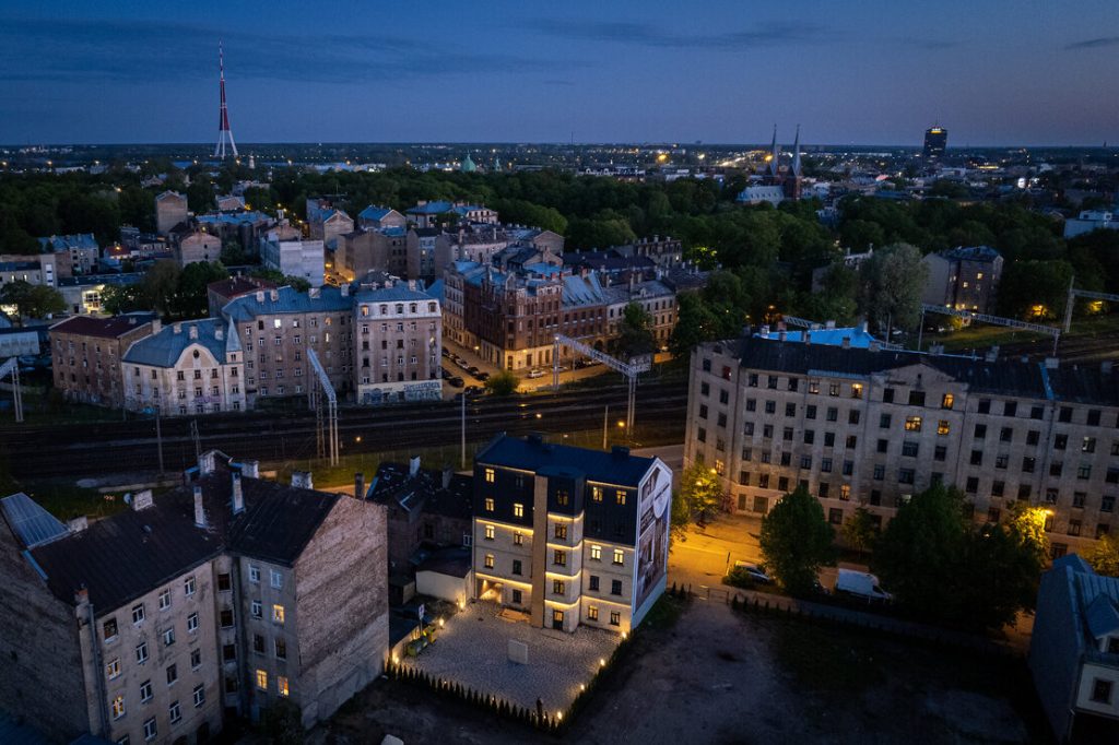 Ģertrūdes Avoti - Ģertrūdes iela 133 - Fasādes māja (Ģertrūdes iela 133) - Korterelamu - ehituse fotod