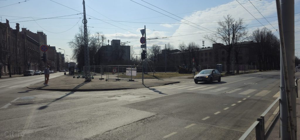 Grīziņkalna tirgus laukums (Jāņa Asara iela) - Väljak - ehituse fotod