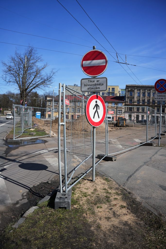 Grīziņkalna tirgus laukums (Jāņa Asara iela) - Väljak - ehituse fotod