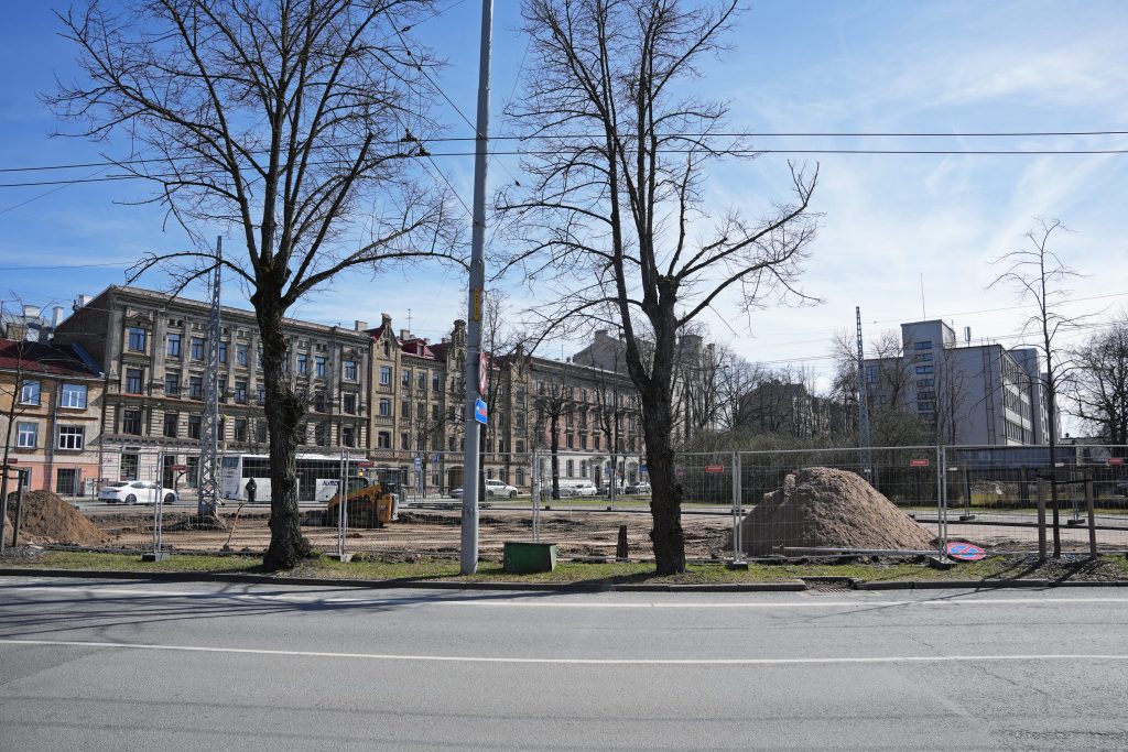 Grīziņkalna tirgus laukums (Jāņa Asara iela) - Väljak - ehituse fotod