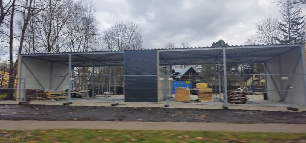 Puto - Jūrkalnes ielā b/n (Jūrkalnes ielā b/n) - Automobilių plovykla - statybų nuotraukos