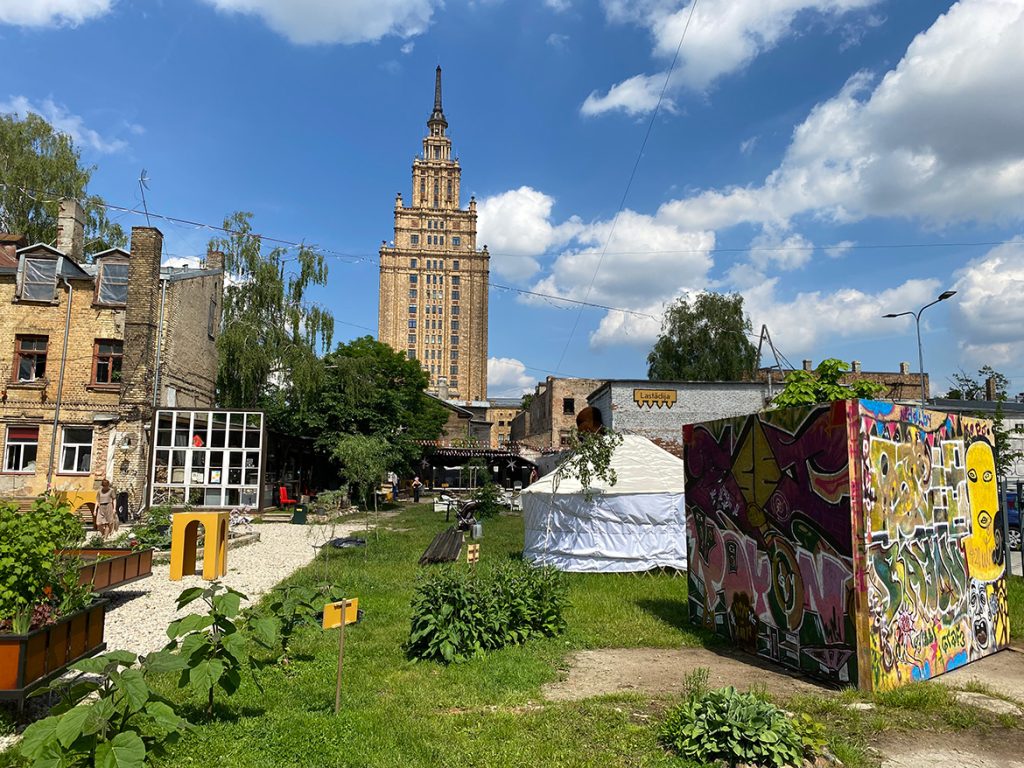 Lastādijas kvartāls (Lastādijas iela 9) - Kultūras centrs, Autostāvvieta - būvdarbu attēli