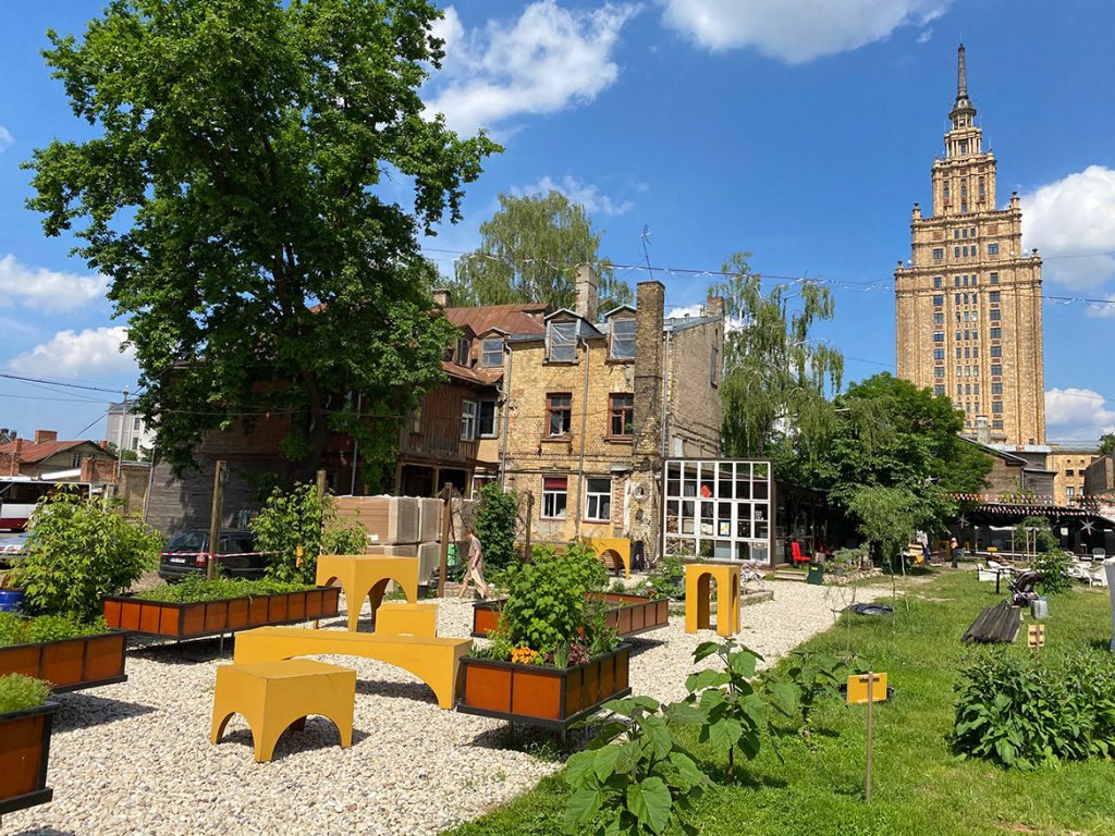 Lastādijas kvartāls (Lastādijas iela 9) - Kultūras centrs, Autostāvvieta - būvdarbu attēli